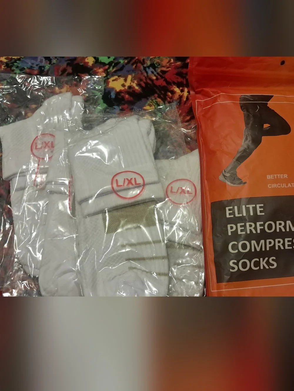 Elite Performance Compression Socks - Picture 2 of 3